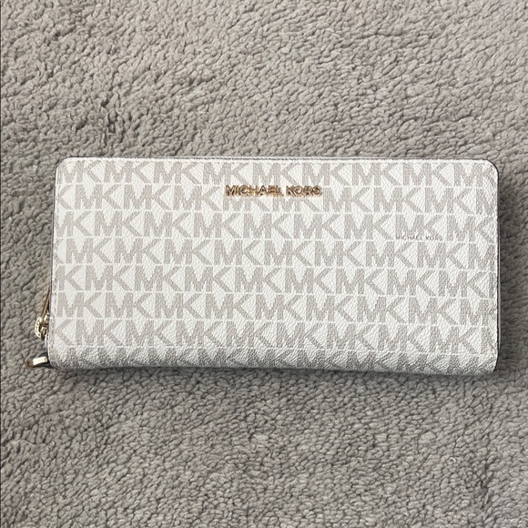 Michael Kors Handbags - Michael Kors Gray and White Logo Wallet